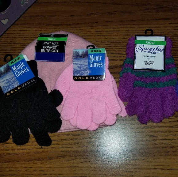 NEW Kids Hat & Gloves - Picture 2 of 3